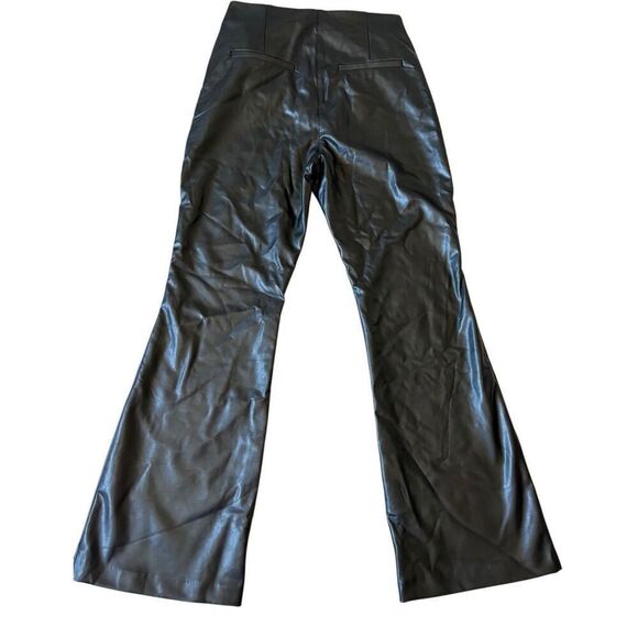 NEW Abercrombie & Fitch Vegan Leather Skinny Flare Pants size 29 Black - Picture 4 of 12